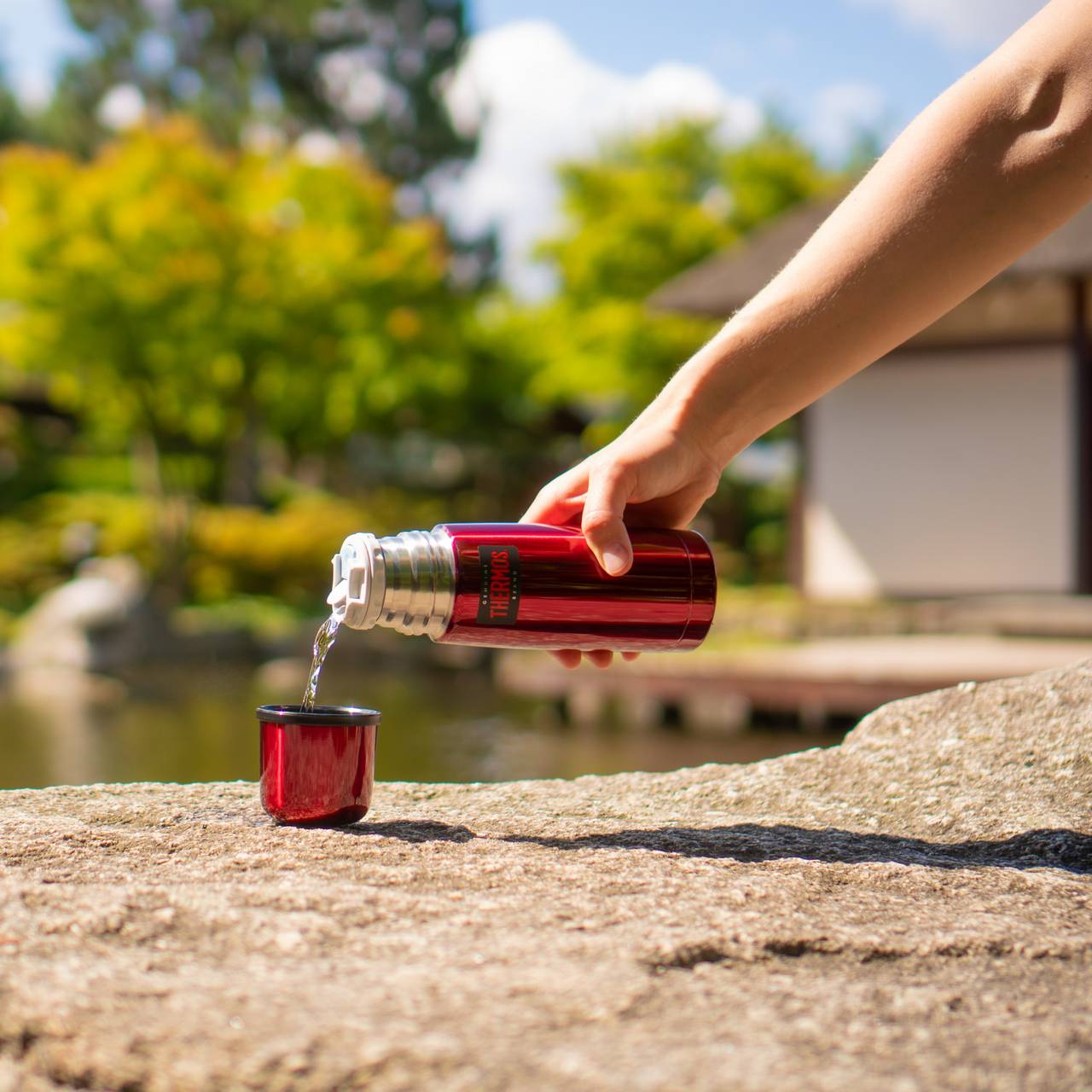 LIGHT & COMPACT BEVERAGE BOTTLE 0,35 l