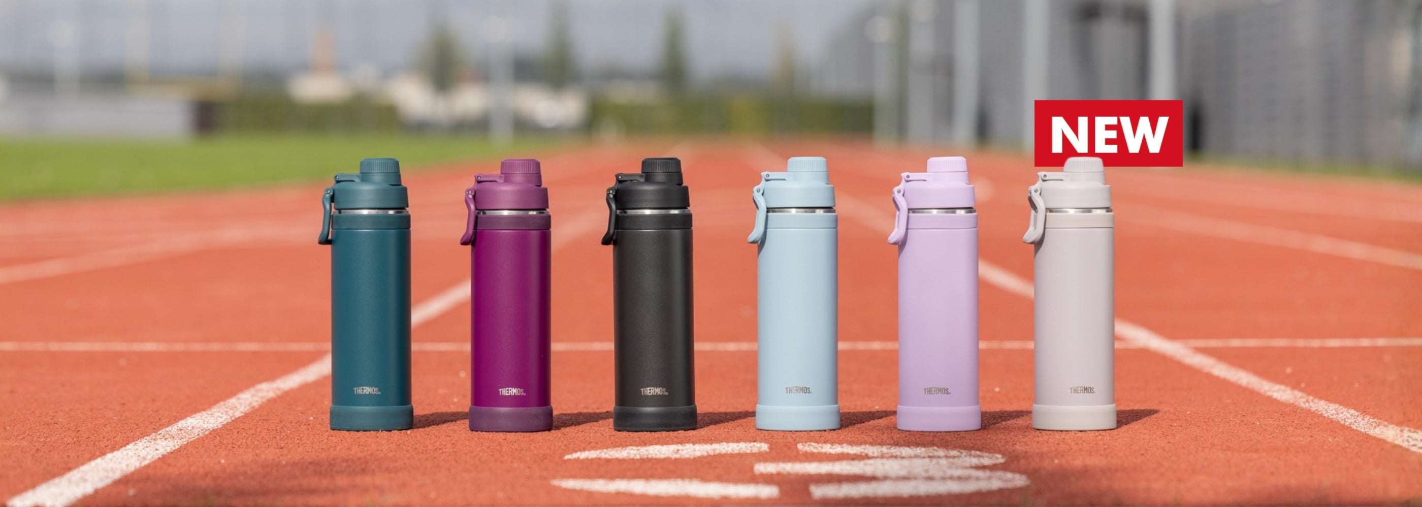 THERMOS Ultralight Max Sportflasche auf Laufstrecke
