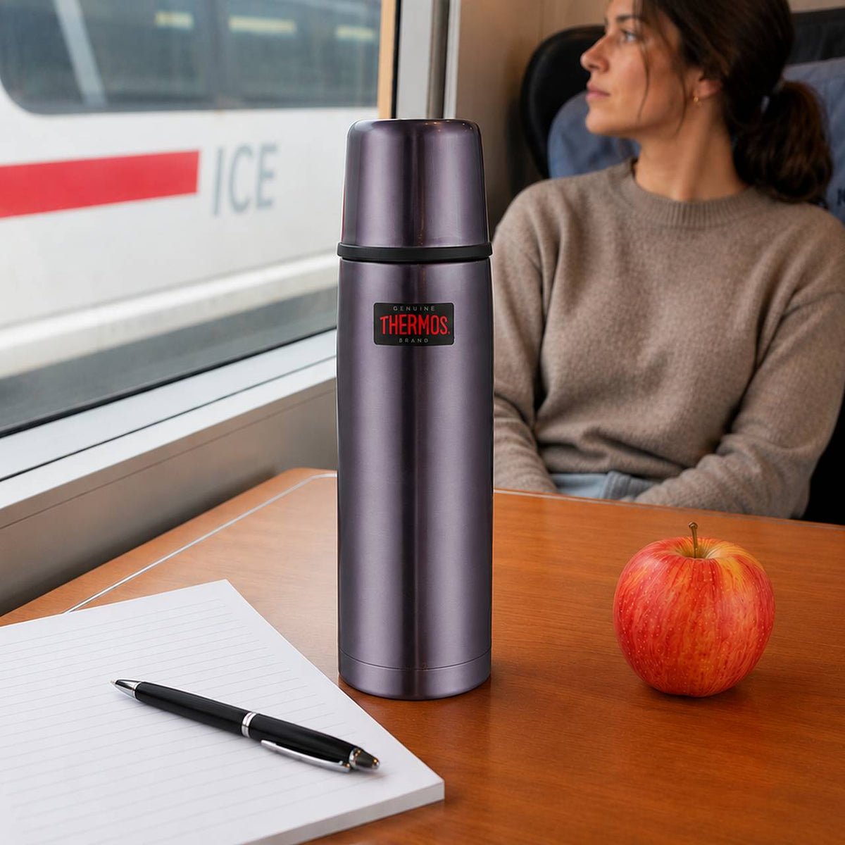LIGHT & COMPACT BEVERAGE BOTTLE 0,75 l